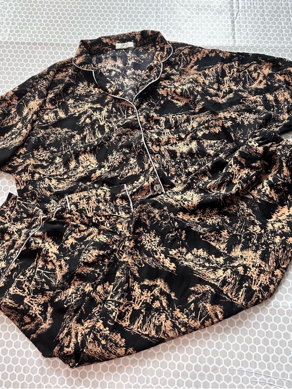 Black & Tan Pajama Set Abstract Print and White Piping. Size M